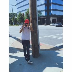 Meet your Posher, Emanuel